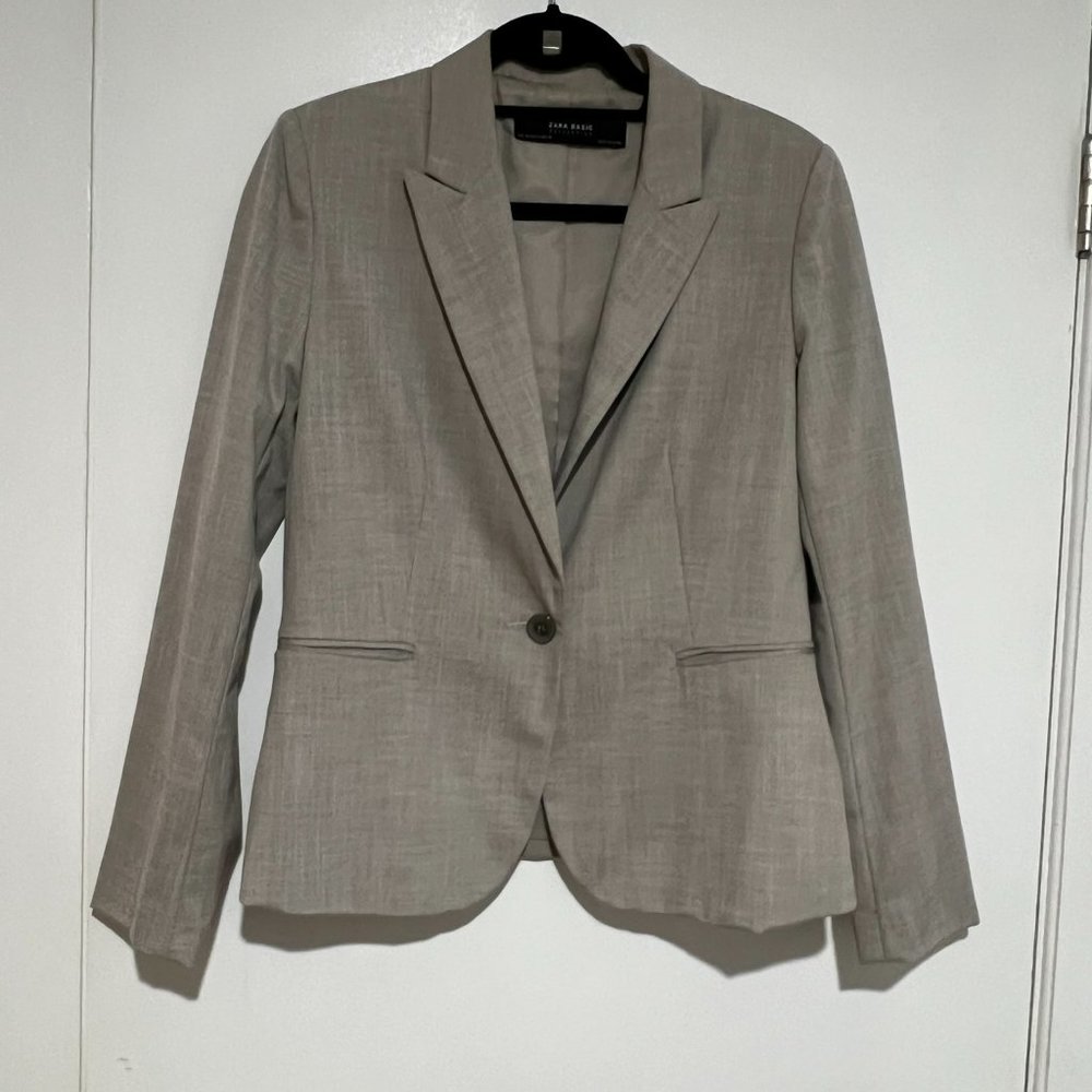 Zara Basic Blazer - Size 8